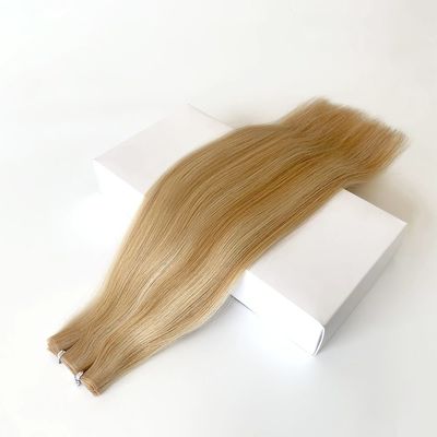 Cabelo humano PU Tecido de pele em cor Muti para embalagem Tamanho 50.00cm * 8.00cm * 3.00cm